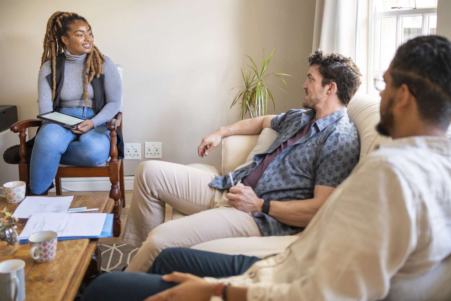 The Role of a Relationship Advisor Navigating the Path to Better Connections